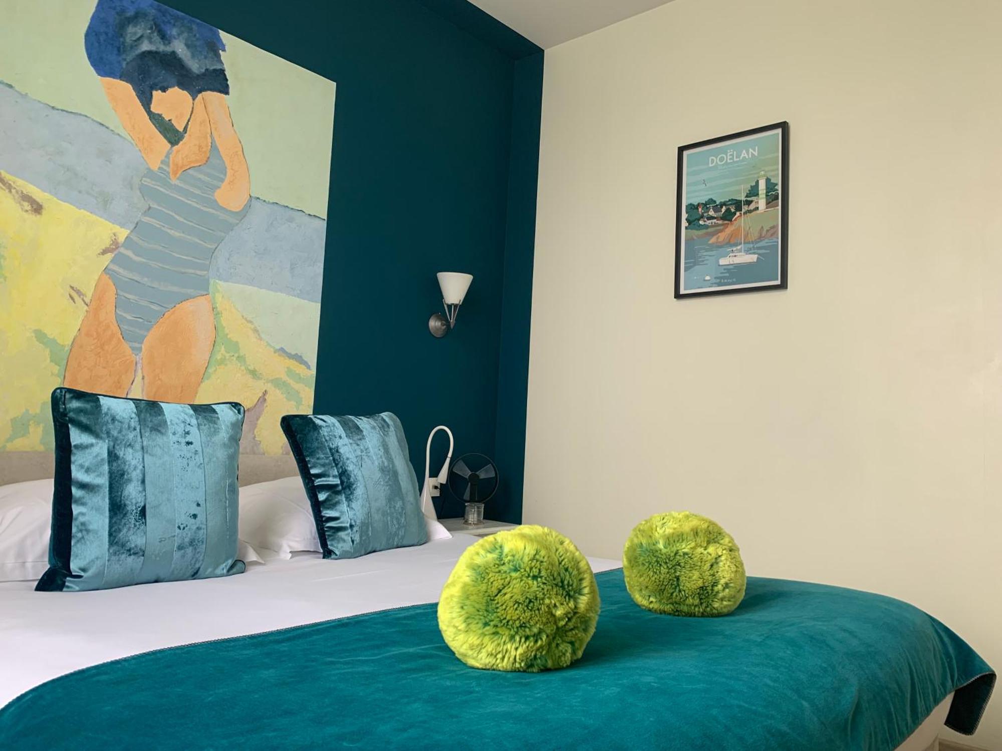 Vintage Hotel 3*