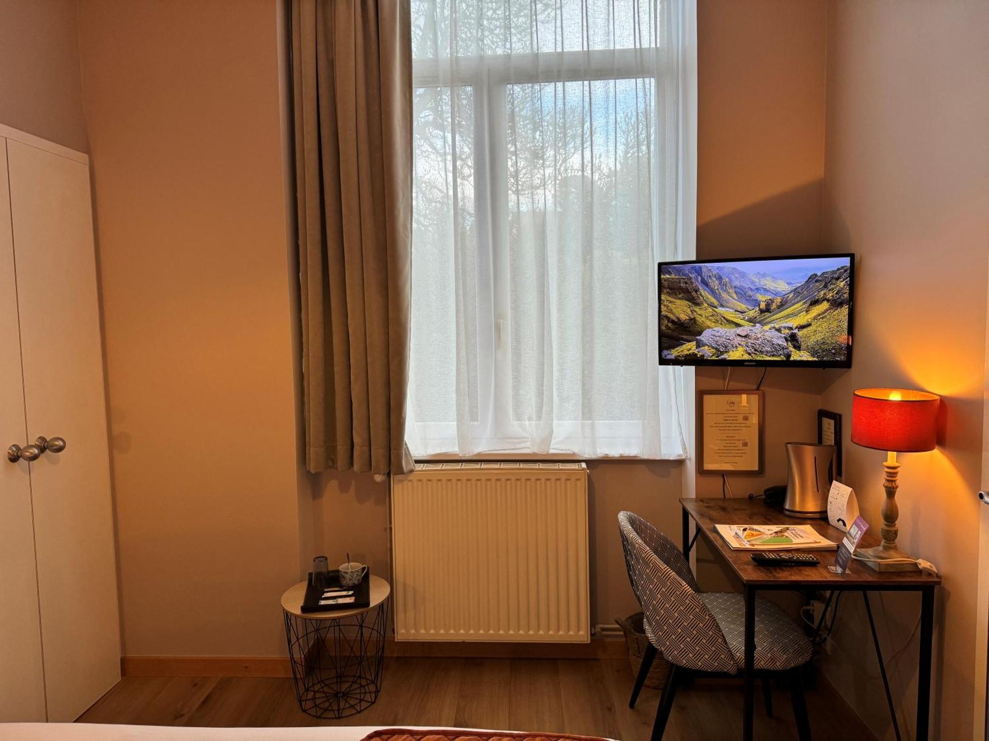 Vintage Hotel Quimperle